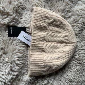 Aritzia Cream Cable Knit Beanie